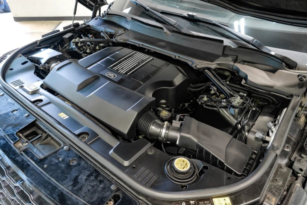 2018 Land Rover Range Rover Image 61