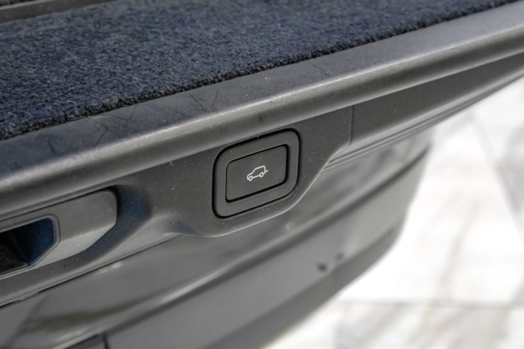 2018 Land Rover Range Rover Image 68