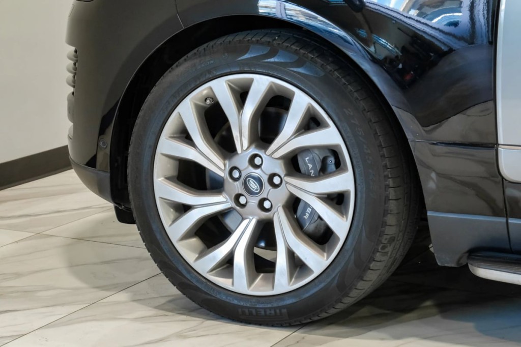 2018 Land Rover Range Rover Image 71