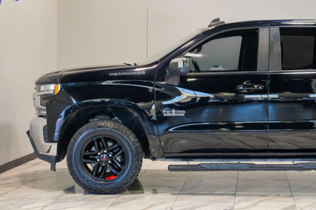 2019 Chevrolet Silverado 1500 Image 17
