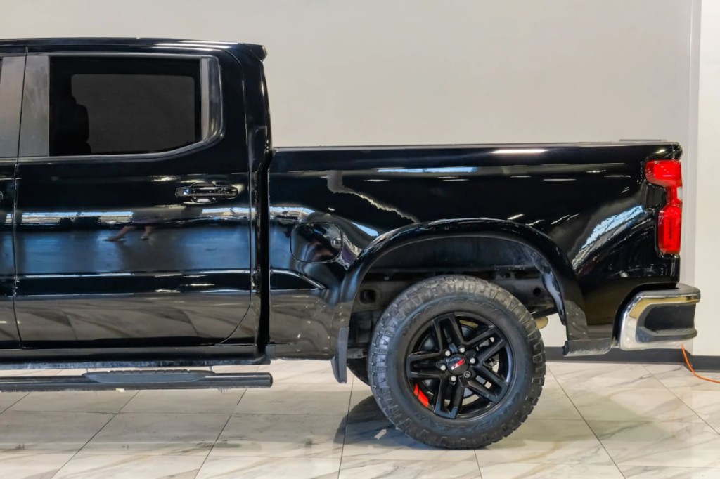 2019 Chevrolet Silverado 1500 Image 18