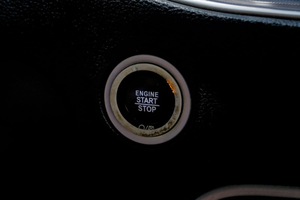 2019 Dodge Challenger Image 26