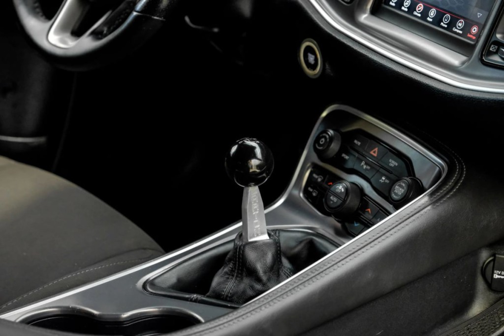 2019 Dodge Challenger Image 28