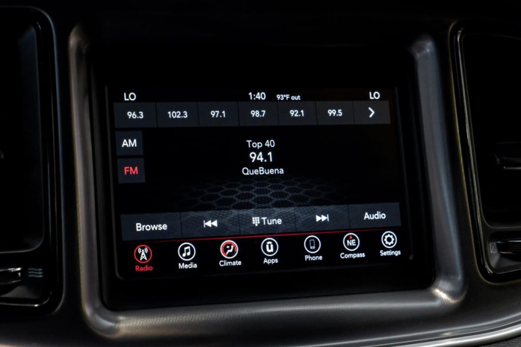 2019 Dodge Challenger Image 35
