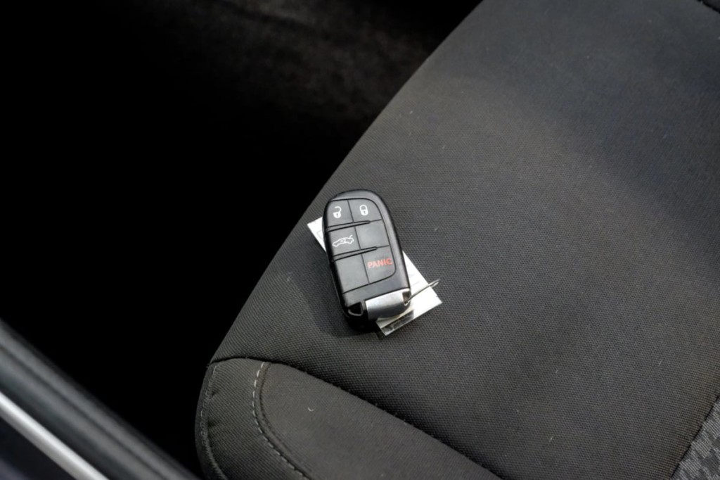 2019 Dodge Challenger Image 63