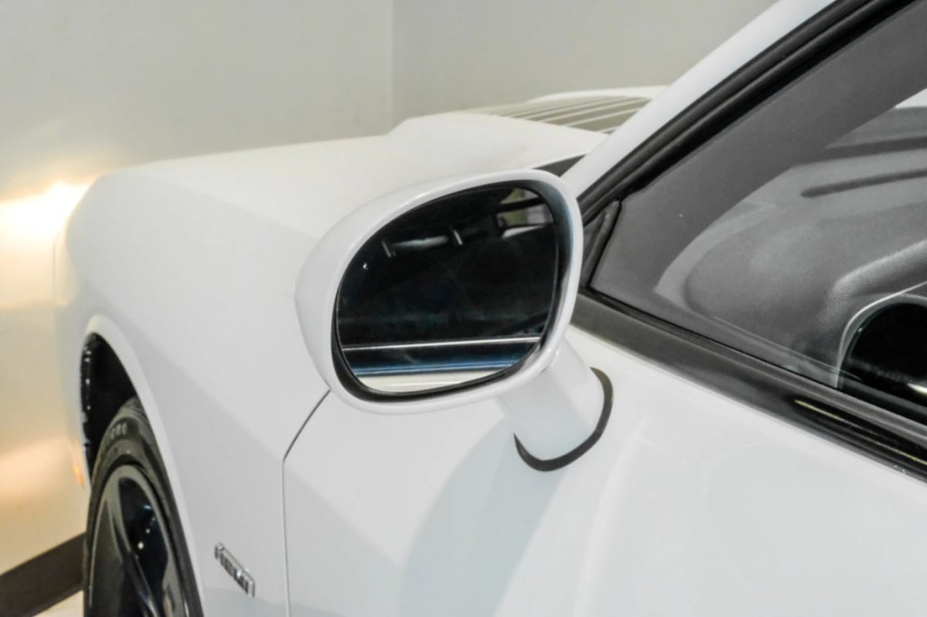 2017 Dodge Challenger Image 40
