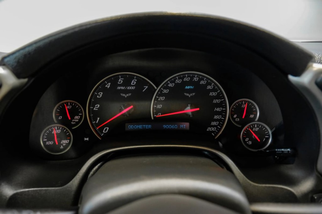 2005 Chevrolet Corvette Image 22