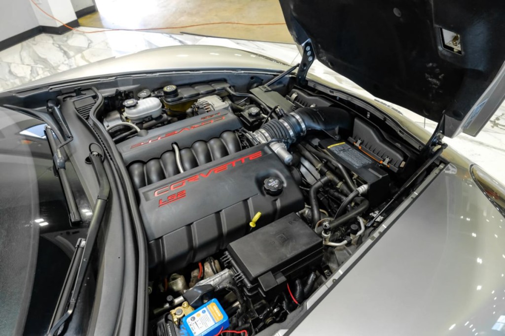 2005 Chevrolet Corvette Image 42