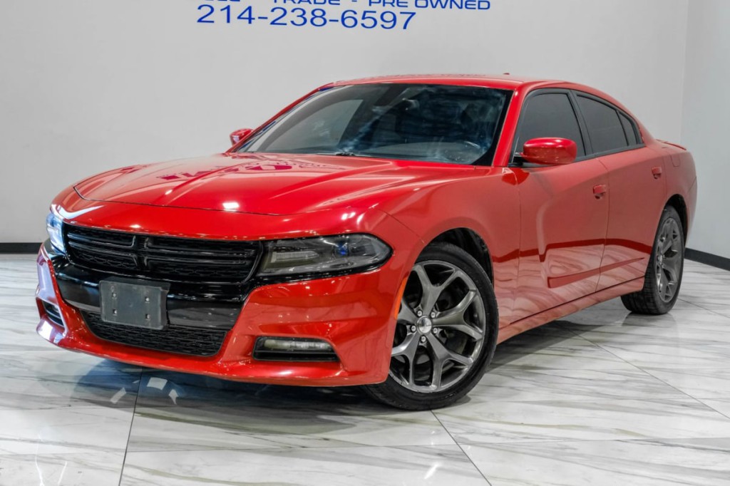 2016 Dodge Charger Image 2