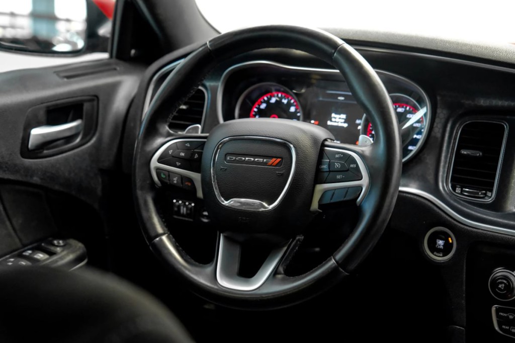 2016 Dodge Charger Image 20