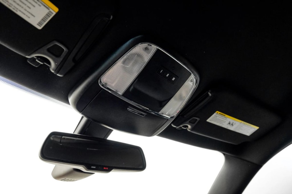 2016 Dodge Charger Image 31