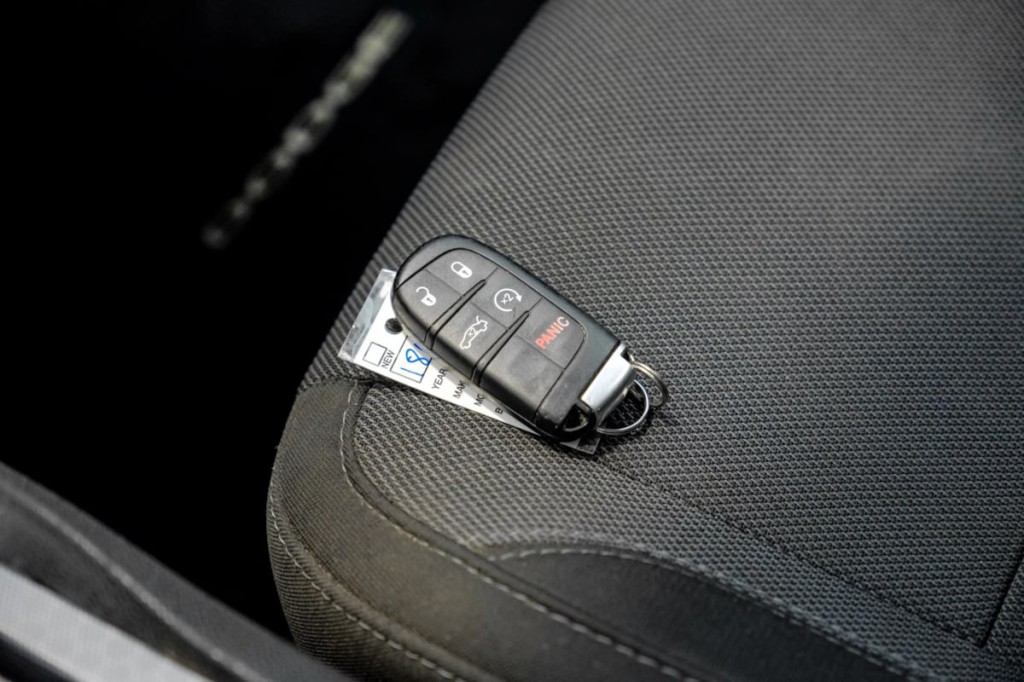2016 Dodge Charger Image 60