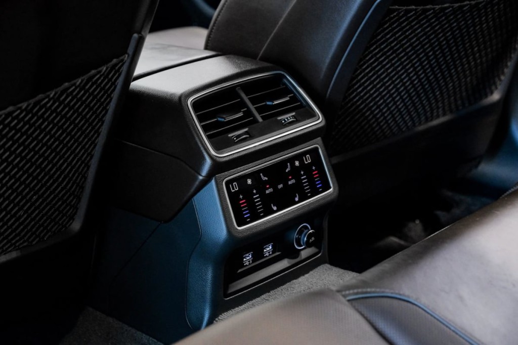 2020 Audi A6 Image 48