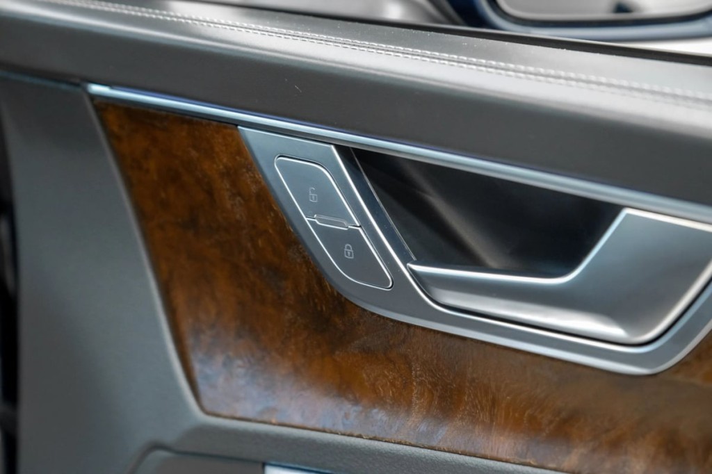 2020 Audi A6 Image 55