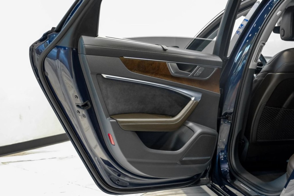 2020 Audi A6 Image 57