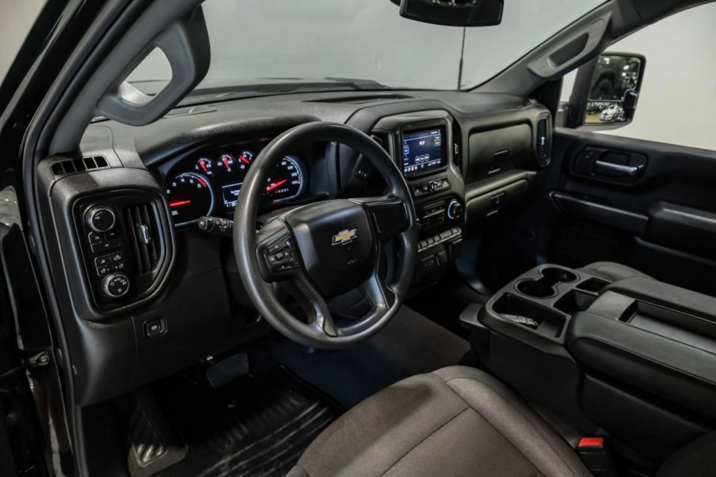 2024 Chevrolet Silverado 1500 Image 4