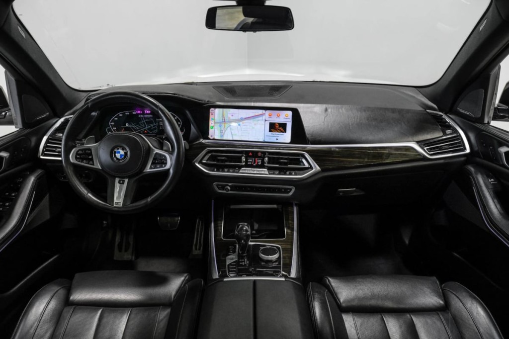 2020 BMW X5 Image 17