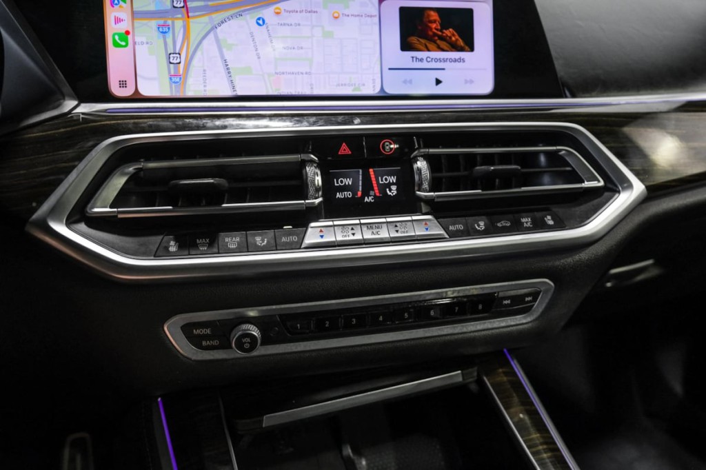2020 BMW X5 Image 25