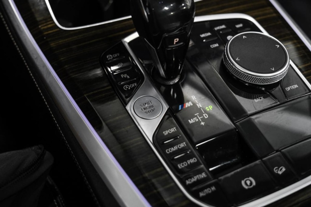 2020 BMW X5 Image 26
