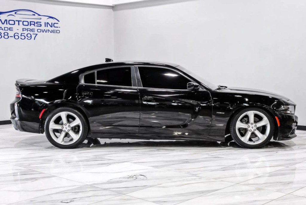 2018 Dodge Charger Image 8
