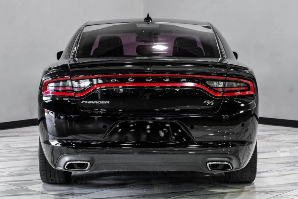 2018 Dodge Charger Image 10