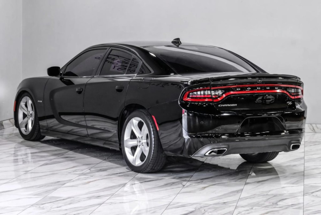 2018 Dodge Charger Image 11