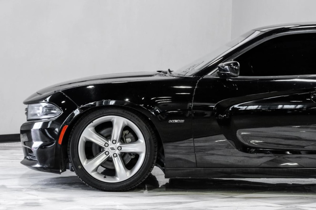 2018 Dodge Charger Image 13