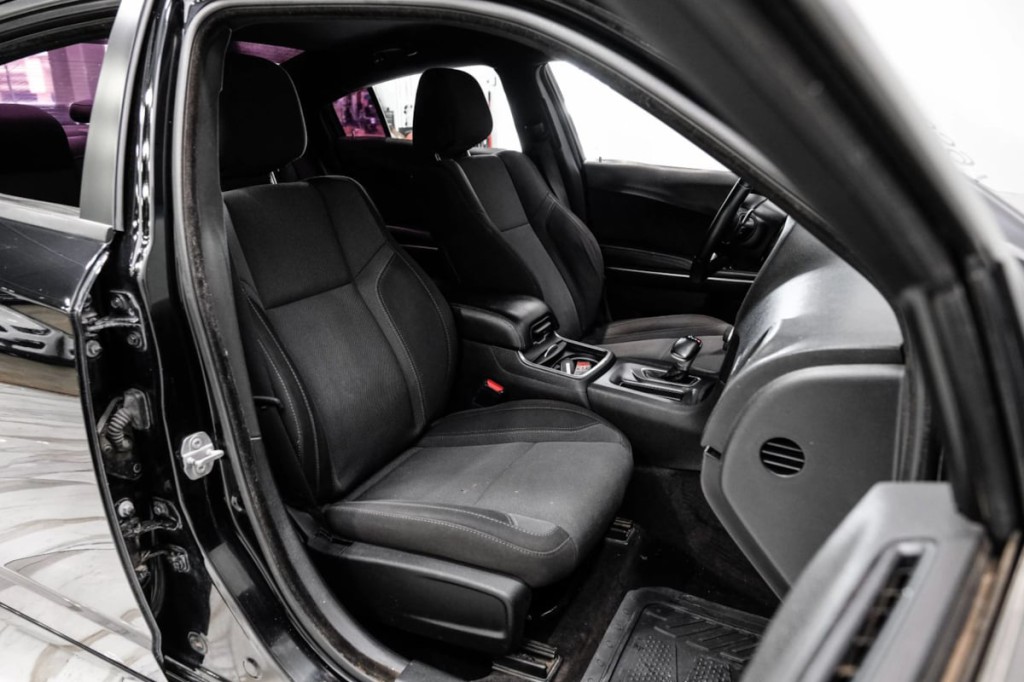 2018 Dodge Charger Image 33