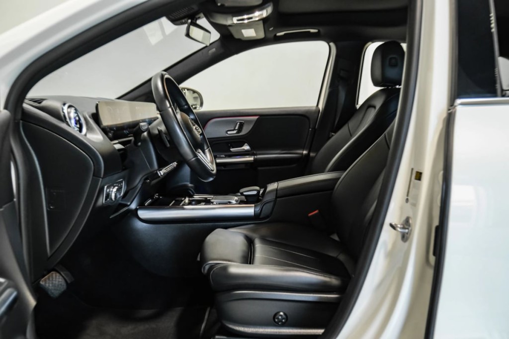 2023 Mercedes-Benz GLA-Class Image 5