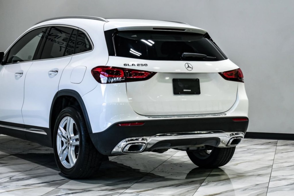 2023 Mercedes-Benz GLA-Class Image 14