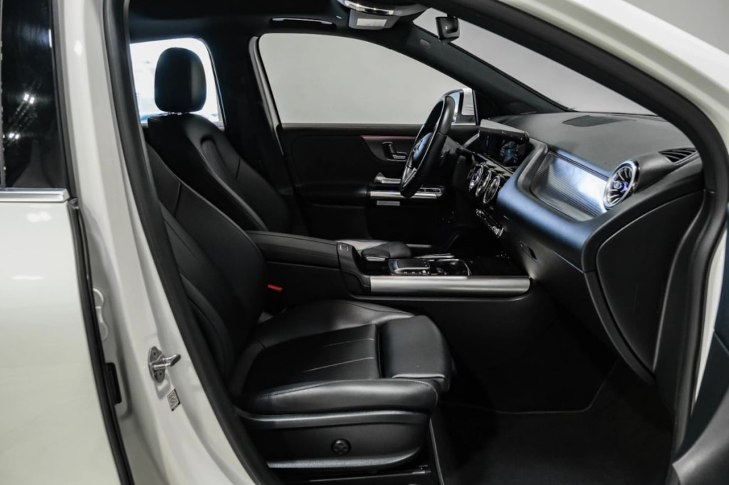 2023 Mercedes-Benz GLA-Class Image 32