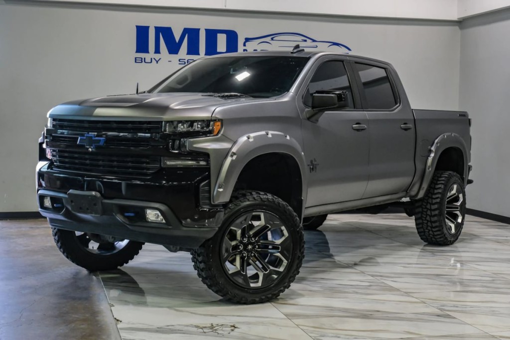 2020 Chevrolet Silverado 1500 Image 2