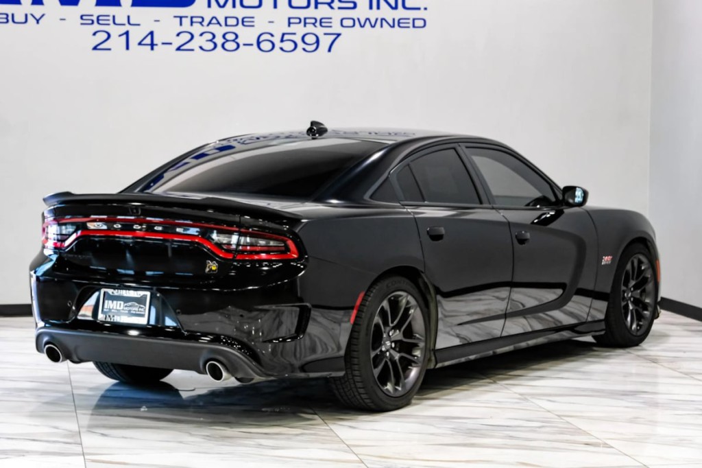 2022 Dodge Charger Image 9