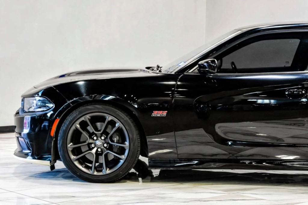 2022 Dodge Charger Image 13