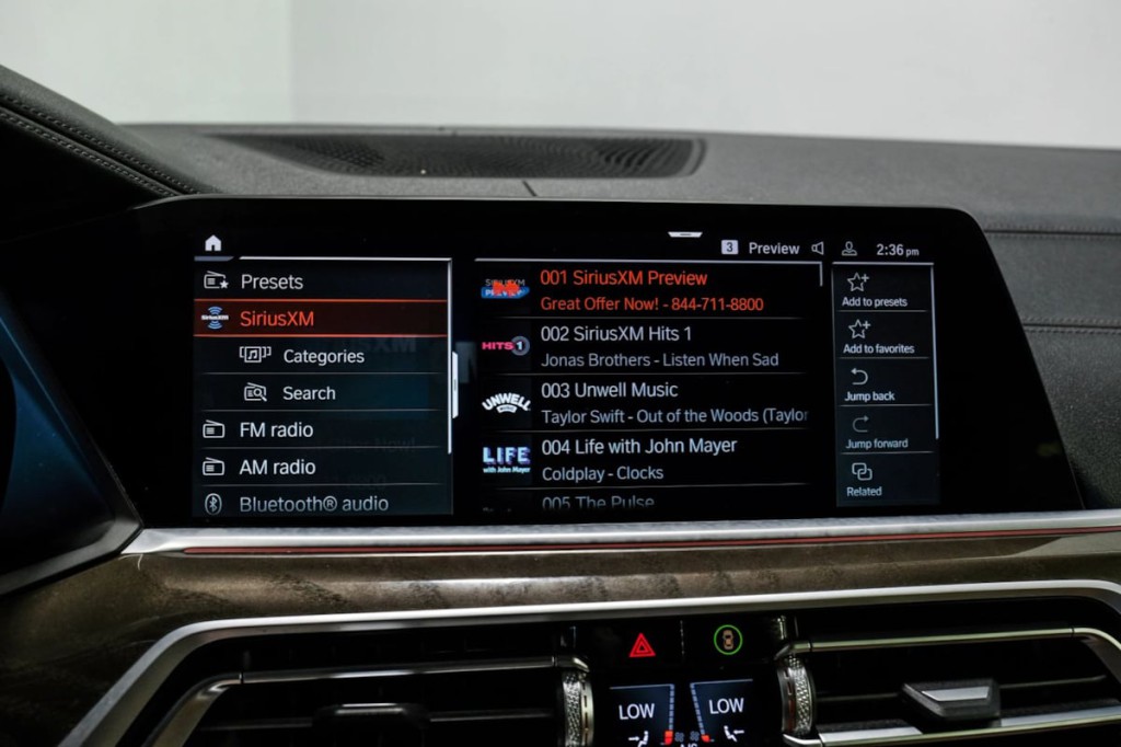 2022 BMW X5 Image 25