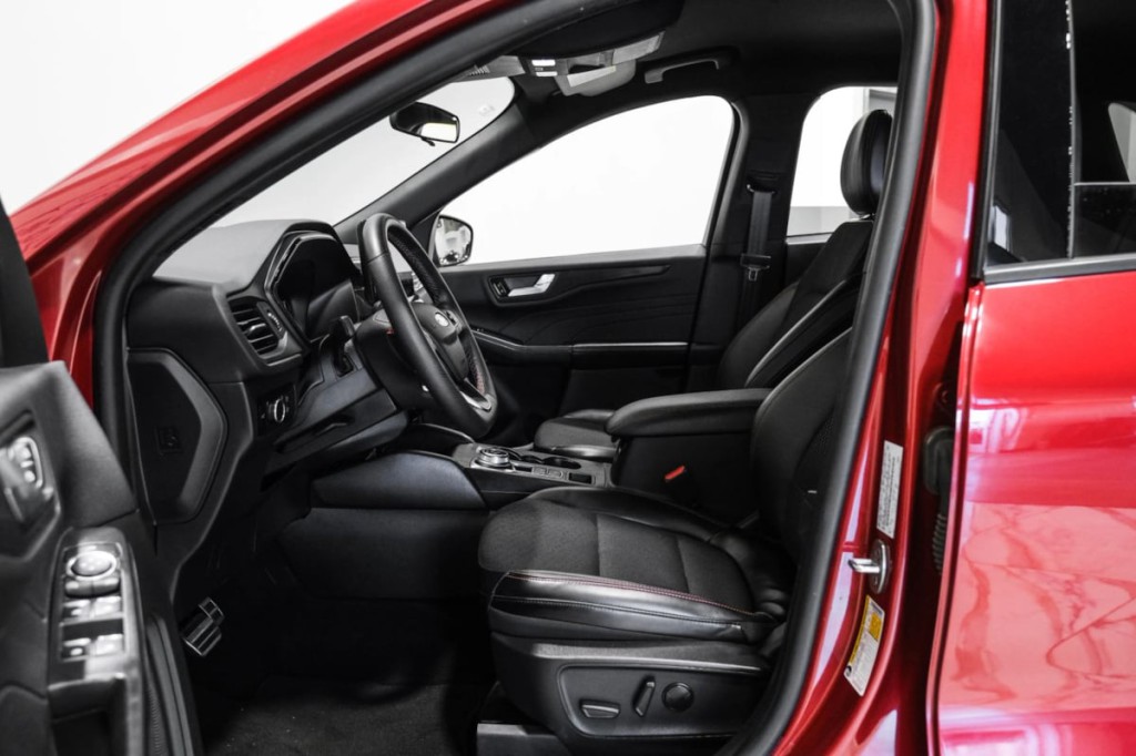 2024 Ford Escape Image 5
