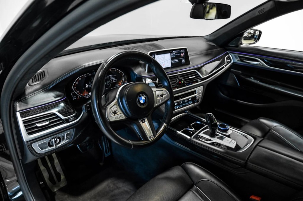 2021 BMW 7 Series Image 4