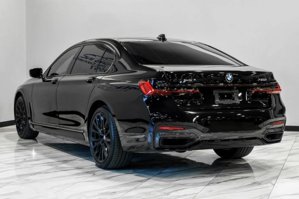 2021 BMW 7 Series Image 12