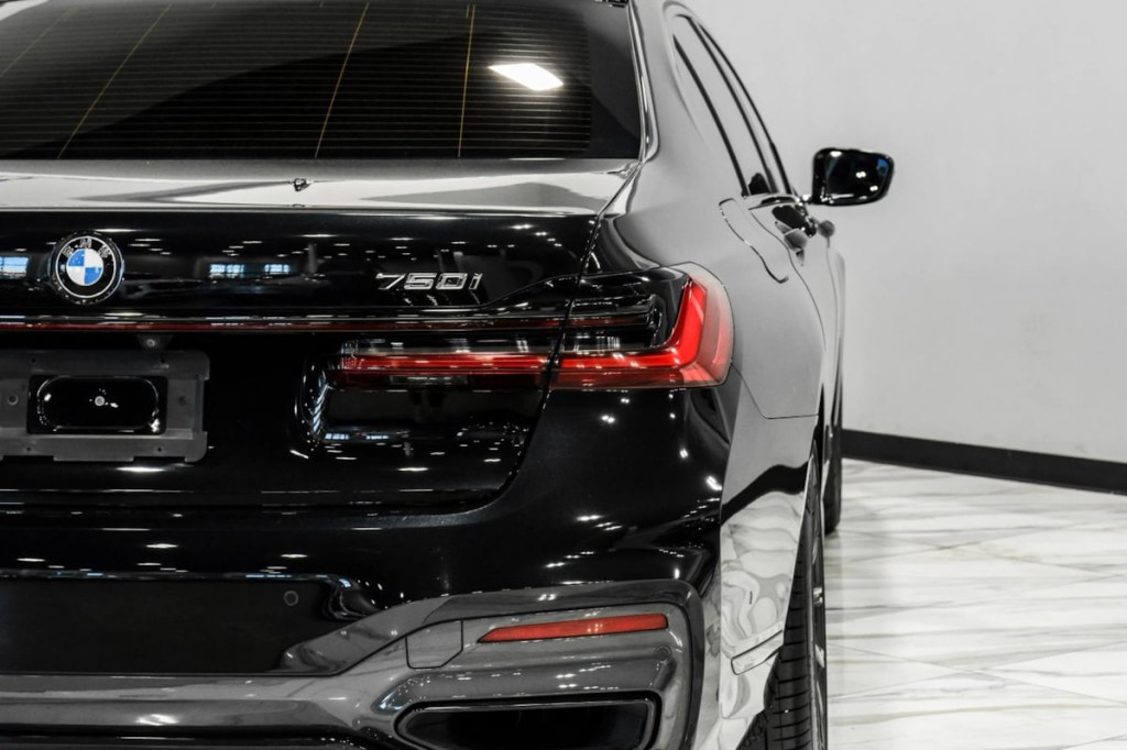 2021 BMW 7 Series Image 44