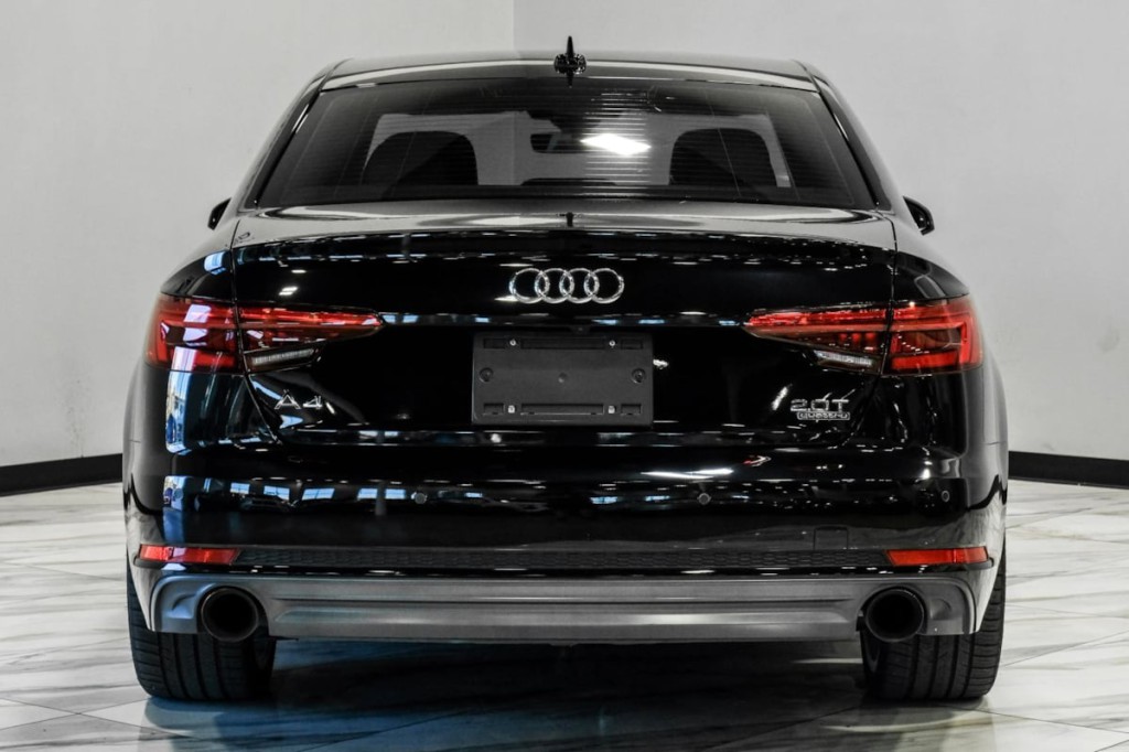 2017 Audi A4 Image 12