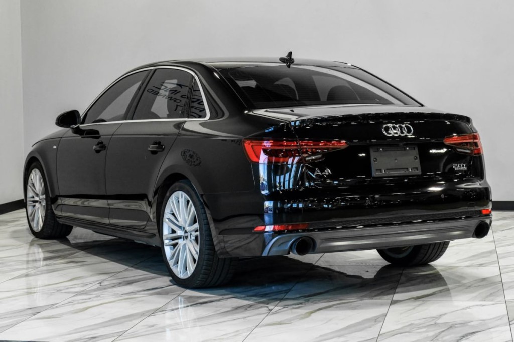2017 Audi A4 Image 13
