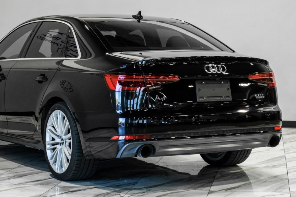 2017 Audi A4 Image 15