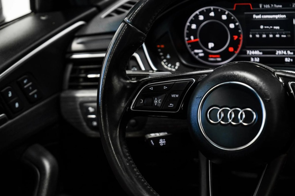 2017 Audi A4 Image 19