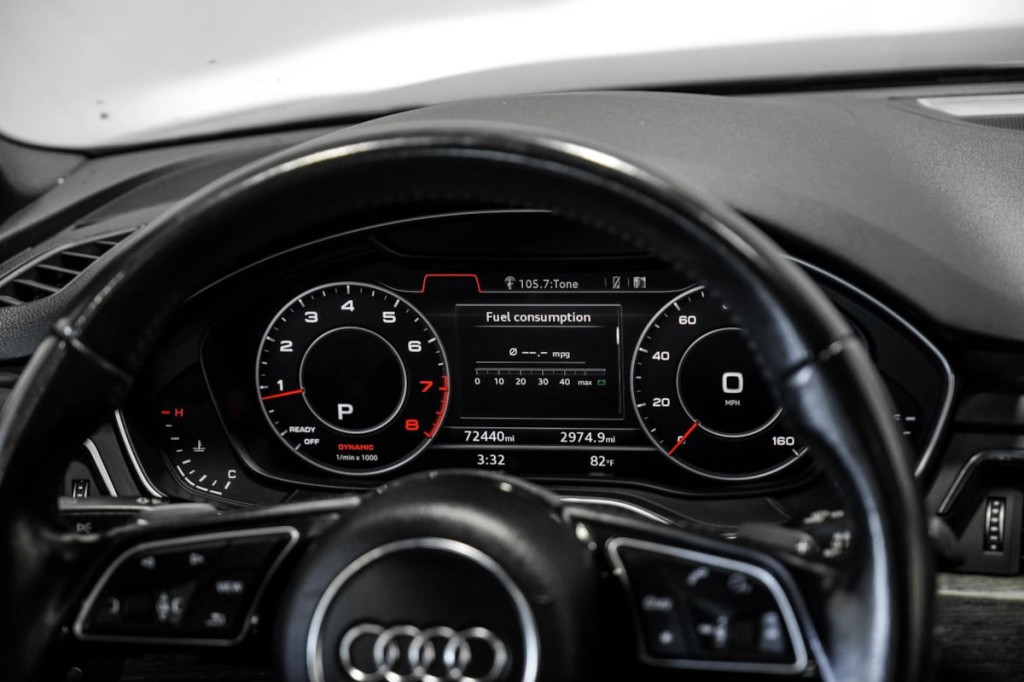 2017 Audi A4 Image 21