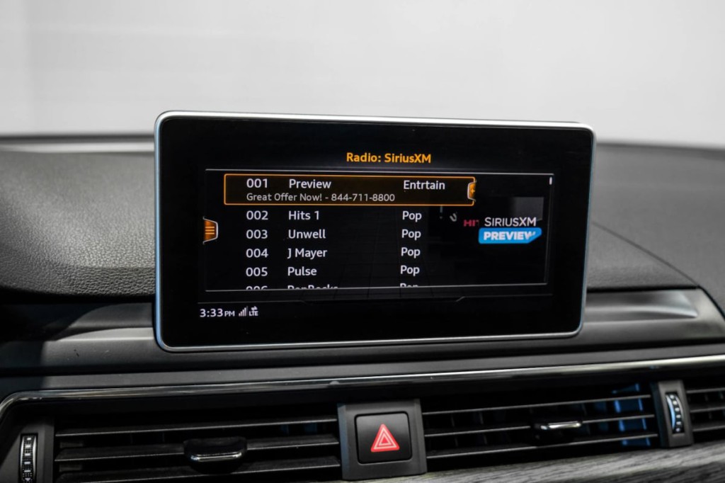 2017 Audi A4 Image 29