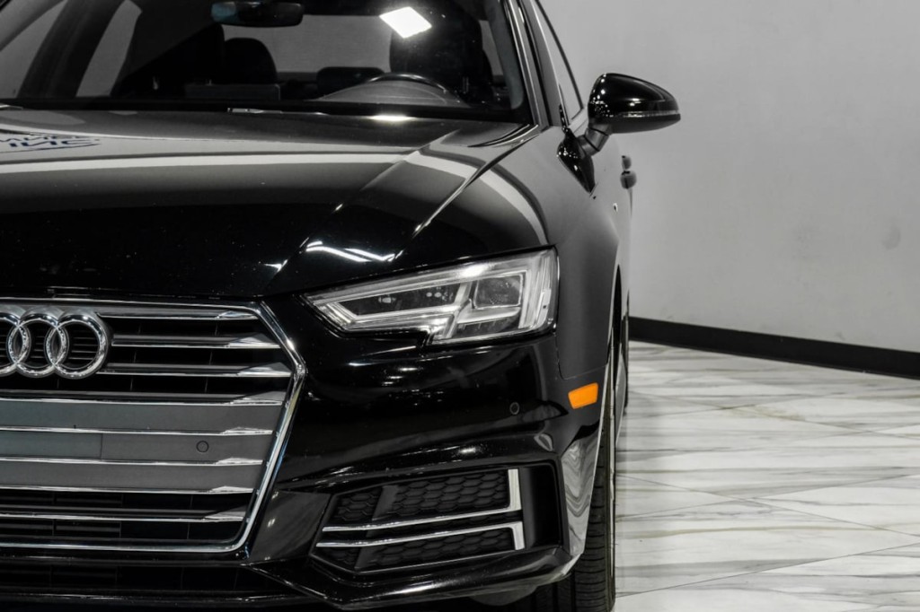 2017 Audi A4 Image 46
