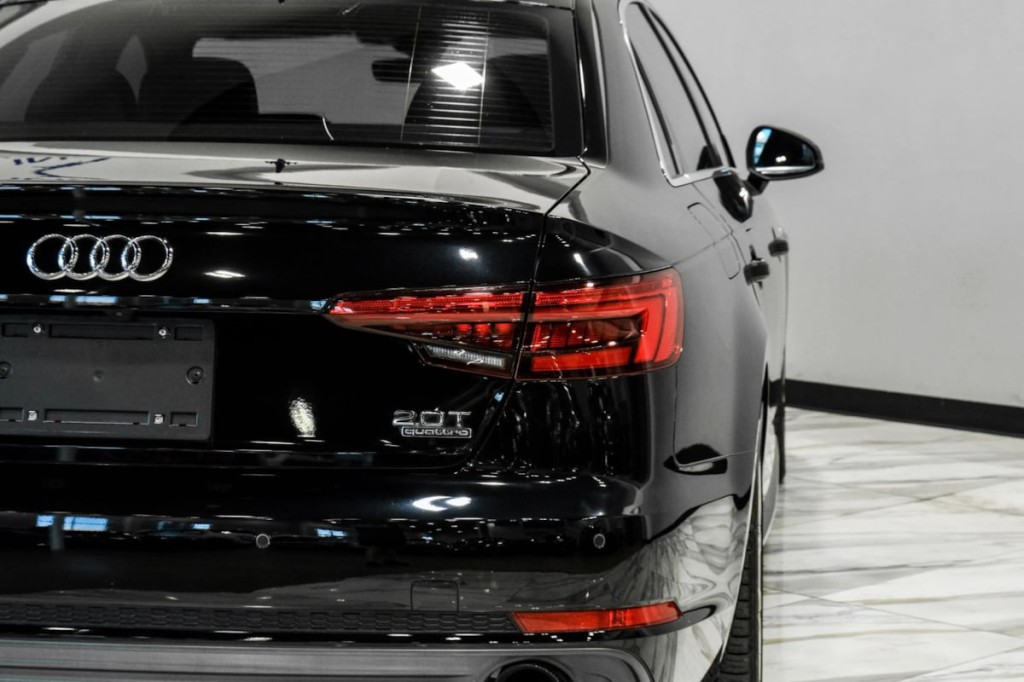 2017 Audi A4 Image 47