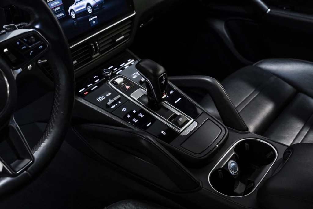 2019 Porsche Cayenne Image 25