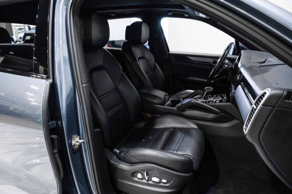 2019 Porsche Cayenne Image 32