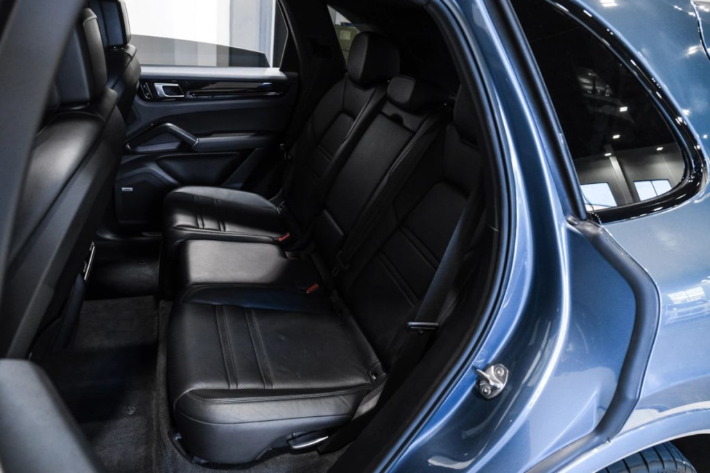 2019 Porsche Cayenne Image 38
